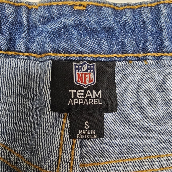 NWT NFL FocoWashington Redskins Denim Shorts Size Small Women's Embroidere - Picture 10 of 14